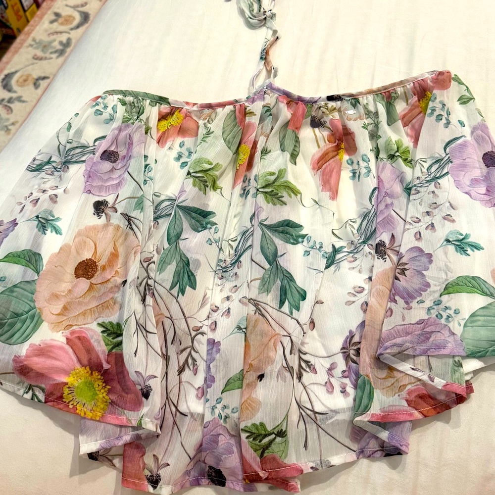 NWT Floral String Halter Top - Skylar Rose